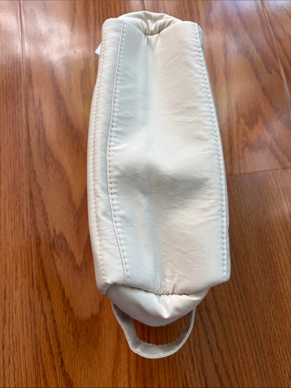 Kiehls Quilted Ivory Puffer Cosmetic Bag